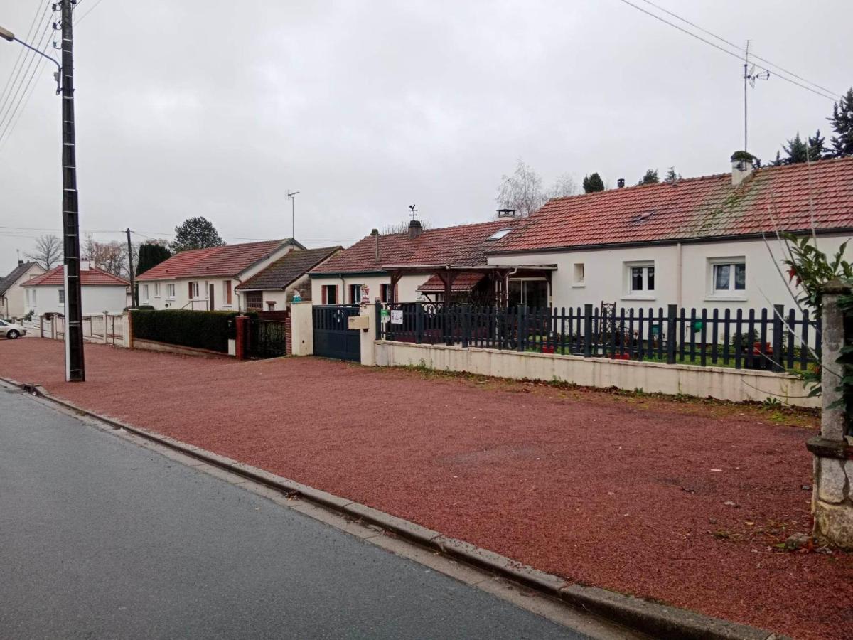 Villa La petite maison de Paule à Amilly  Extérieur photo